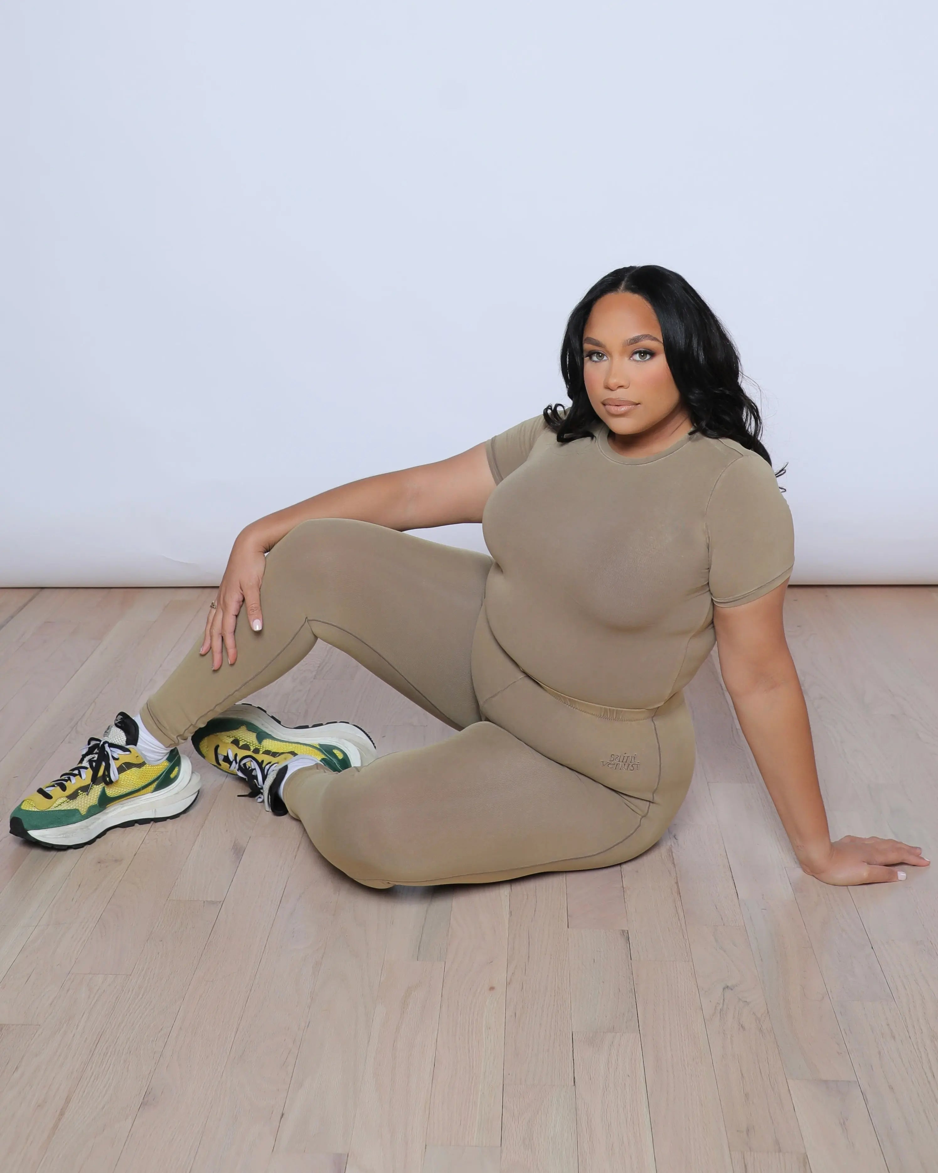 Essential Short Sleeve - Vintage Taupe SAINT VENUST