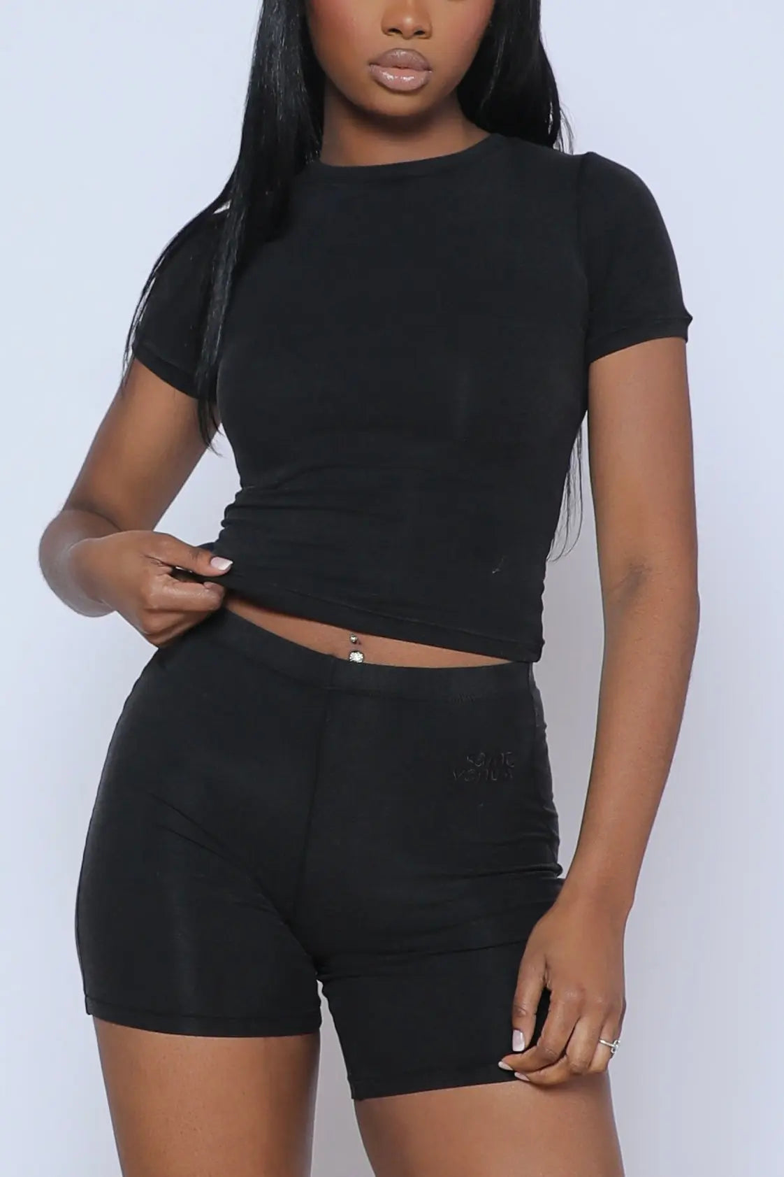 Essential Short Sleeve - Vintage Noir SAINT VENUST